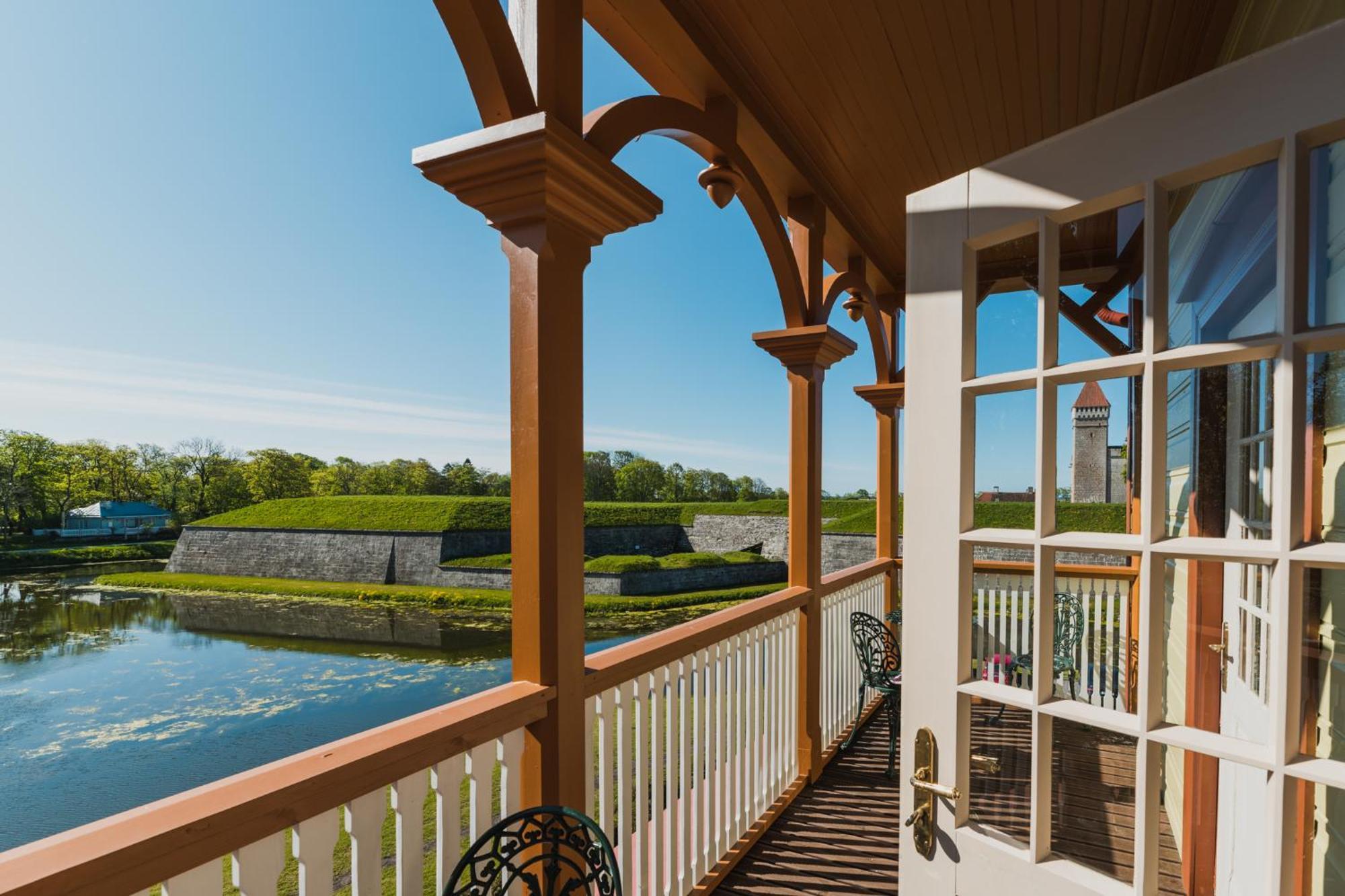 Deluxe Double or Twin Room Balcony